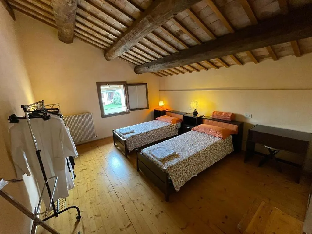 La Casa Di Laura Lägenhet Castelcucco 0*,